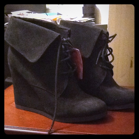 BNWT Black Mossimo Booties Size 7