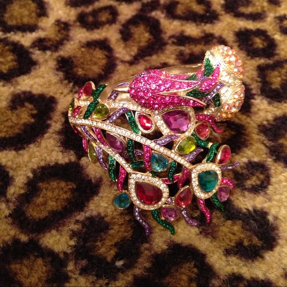 💥SOLD💥 Peacock bracelet