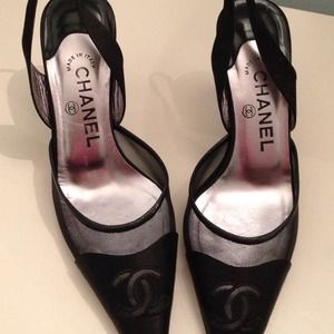 CHANEL Womens Black Leather Slingback Heels