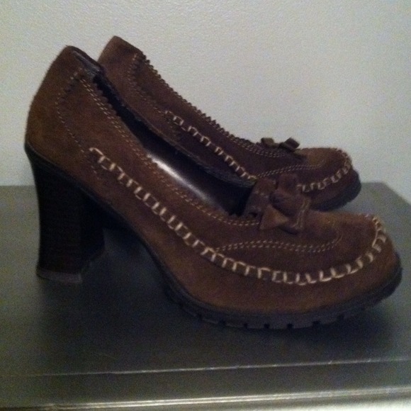 Shoes - Moccasin Style Heels