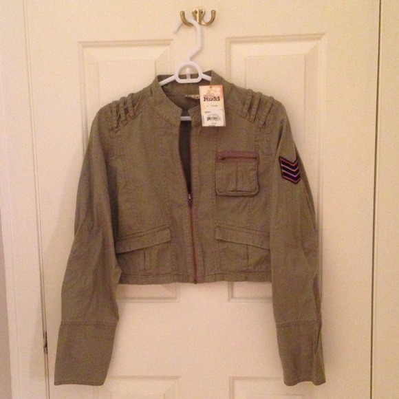 MUDD. Short jacket XL.