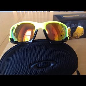 Oakley jawbone sunglasses New in the case!