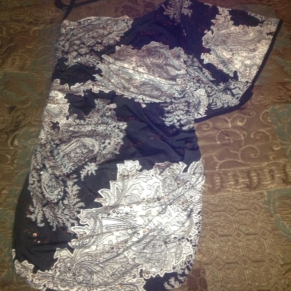 :) - Picture 2 of 2