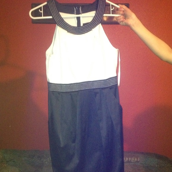 :) - Picture 1 of 2