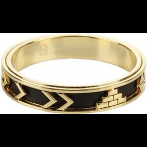 House of Harlow bangle in black