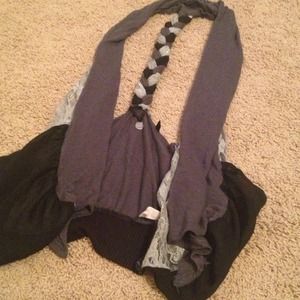 Reduced🎀 BKE Boutique Lace Vest Size M