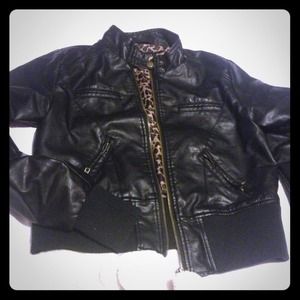 🚫RESERVED🚫PERFECT black jacket.