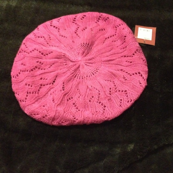 ⛔ TRADED ⛔Knit beret
