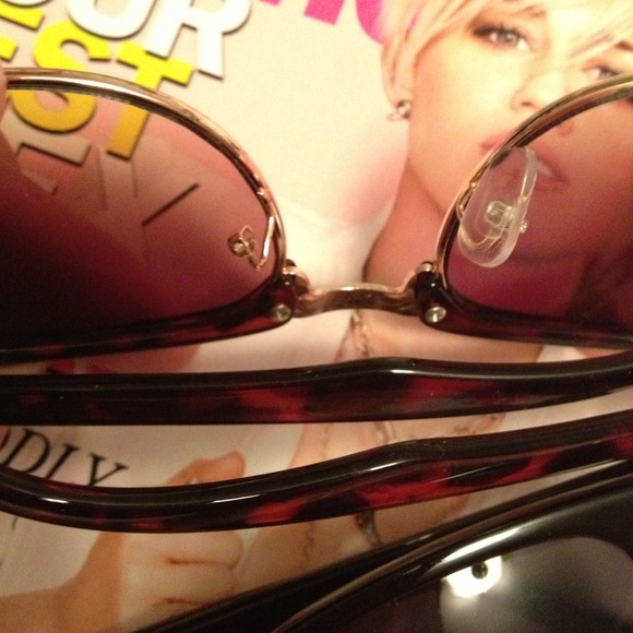 TRADED Retro wayfare sunglasses