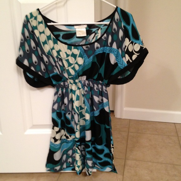 Set of two tops size small