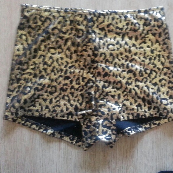 Charlotte Russe Pants - ♥Leopard Print Shorts♥High Waisted