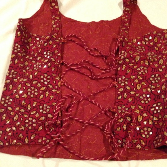 Open back Top - Picture 3 of 3