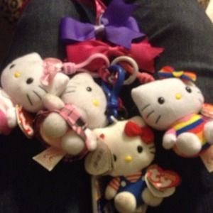 Hello kitty📌📌📌SOLD📌📌📌