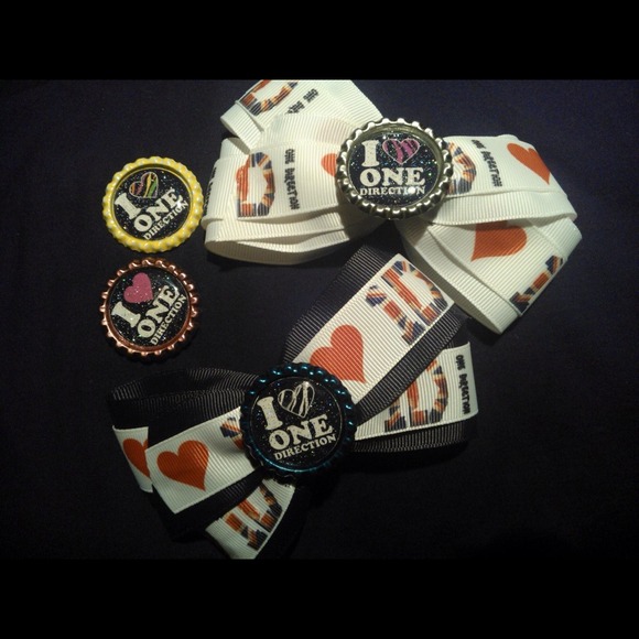 1 Direction Bows - Picture 2 of 3
