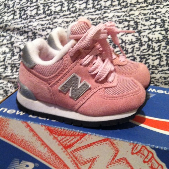 💰Sold💰 Baby New Balances.