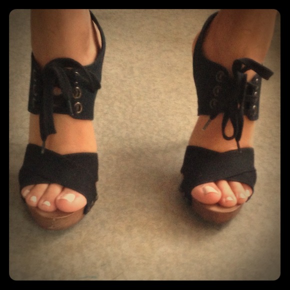 🚫SOLD🚫  Auth Stella McCartney Stiletto Heels - Picture 1 of 4