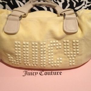 Yellow handbag perfect for spring 🌸& summer 🌼