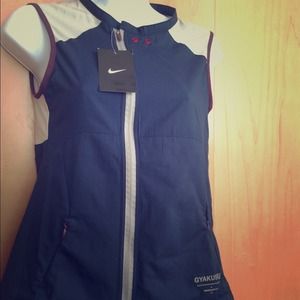⛔SOLD⛔ Nike Dri-Fit Gyakusou Convertible Running