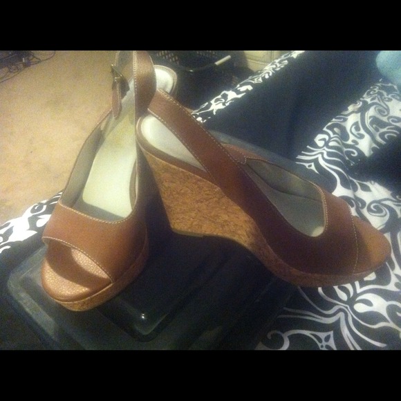 Brown wedges