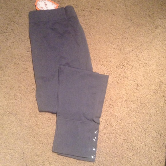 Grey leggings with bling!