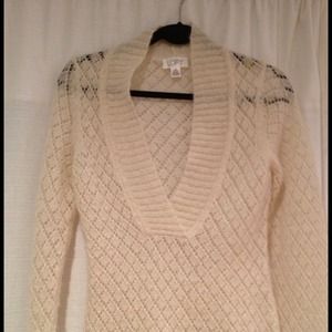 Sold/Trade @mayra Ann Taylor Loft Sweater w/ Gold