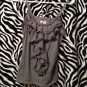 Stunning hollister tank🎈tradeed
