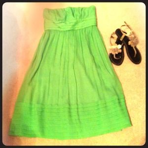 ⚓ RESERVED For @hibby519 ⚓ J. Crew Strapless Dress