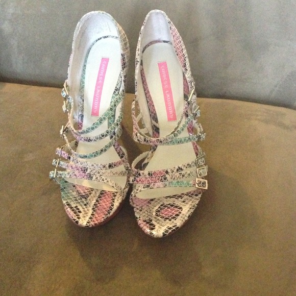 🚫NO LONGER AVAILABLE🚫Buckle sandal heel - Picture 2 of 5