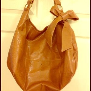 Huge brown hand bag with bow