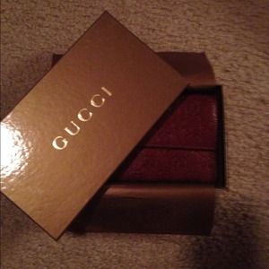 Gucci clutch style wallet *sold*