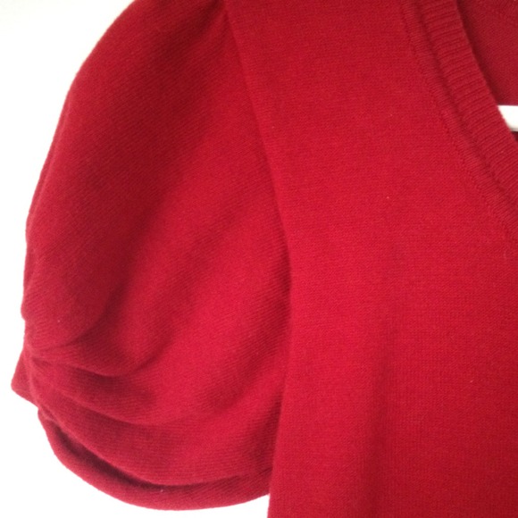Red top - Picture 2 of 4