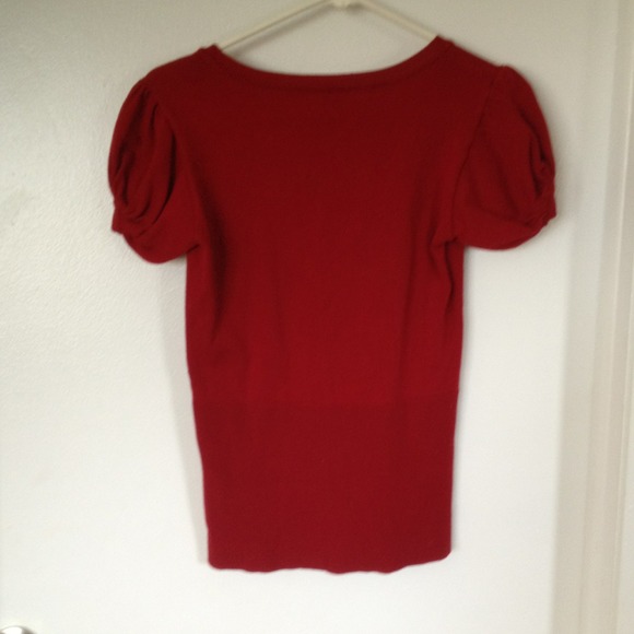 Red top - Picture 3 of 4