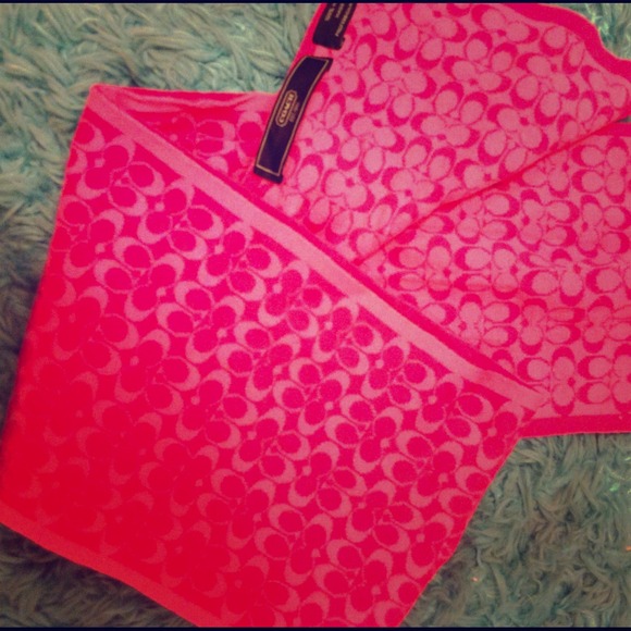 Authentic coach scarf!👍reduced price!!!