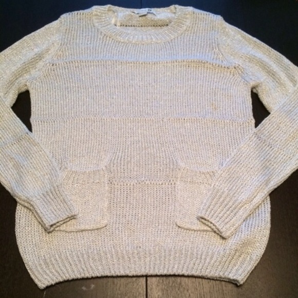 Sweater - Picture 4 of 5
