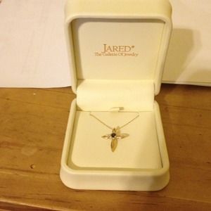 10 k gold necklace with sapphire