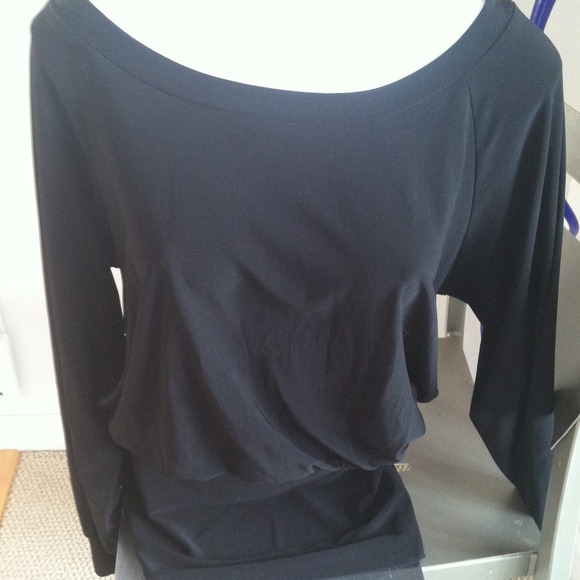 Jersey black top
