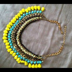 Zara brand new statement necklace