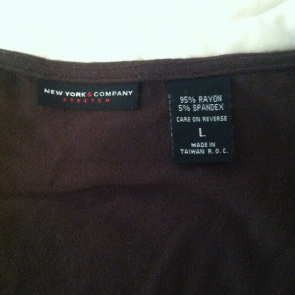 Brown tank top - Picture 3 of 3