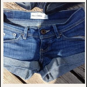RESERVED Abercrombie shorts