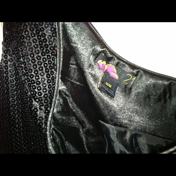 Forever 21 sequin dress - Picture 2 of 2
