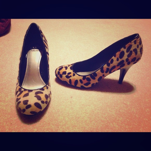 Fergalicious leopard print heels!