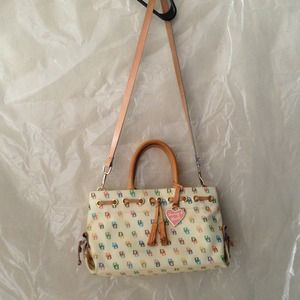 Sold🌺Dooney &  Boucke authentic Grafica Tote