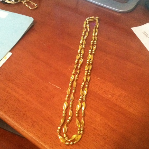 Necklace - Picture 1 of 1