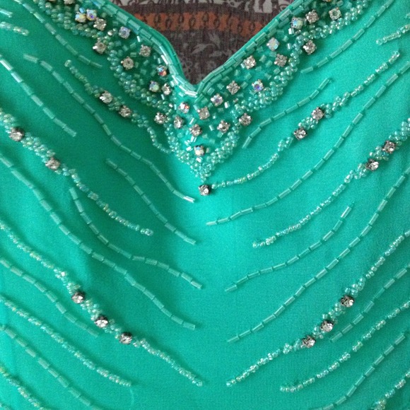 Green ombré formal dress - Picture 2 of 4
