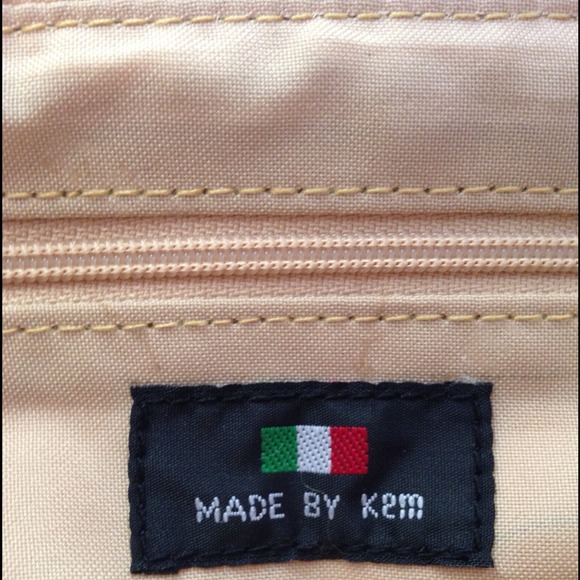 KEM Handbag - Picture 4 of 4