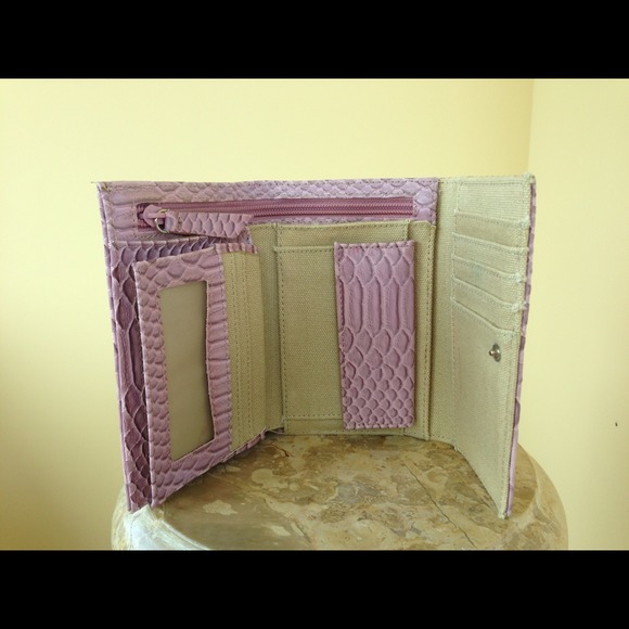KEM Wallet - Picture 2 of 2