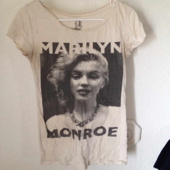 Marilyn Monroe T-shirt