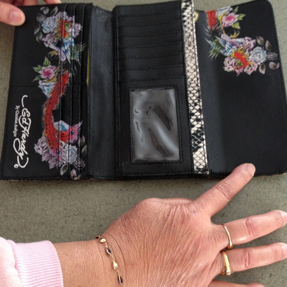 Wallet - Picture 4 of 4