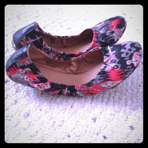 Brand New Lucky Brand Emmie flats!