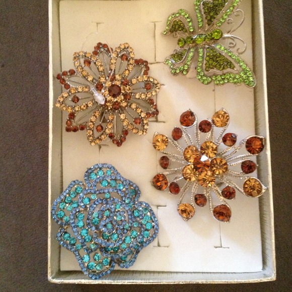 Costume rings